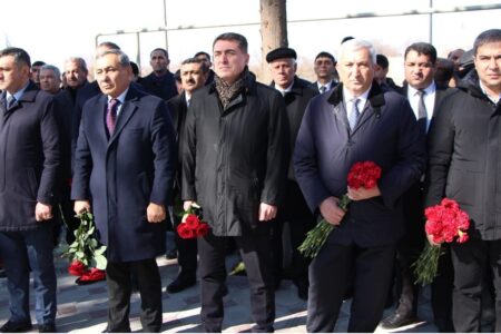 Bu kənddə deputatların iştirakı ilə abidə kompleksinin açılış mərasimi keçirilib-FOTO